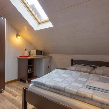 Elena ホームステイ