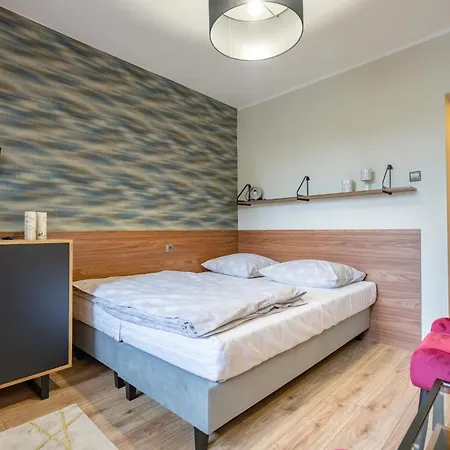 Elena シクラルスカ・ポレンバ