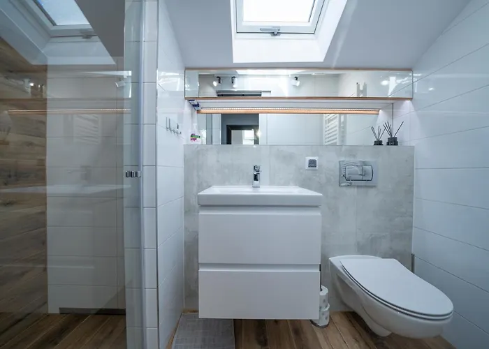 Elena Kwatera prywatna